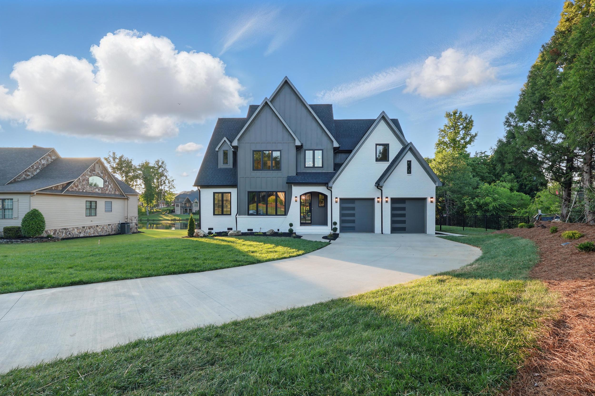 833 Dunleigh Way